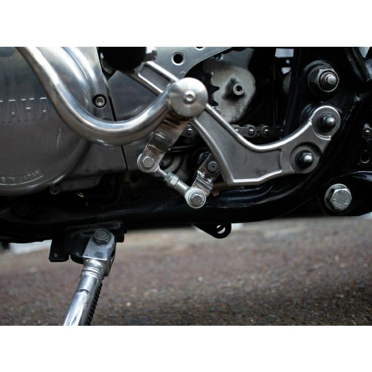 ヤマハ SR400/500用 ミッドハイステップキット モーターロック 