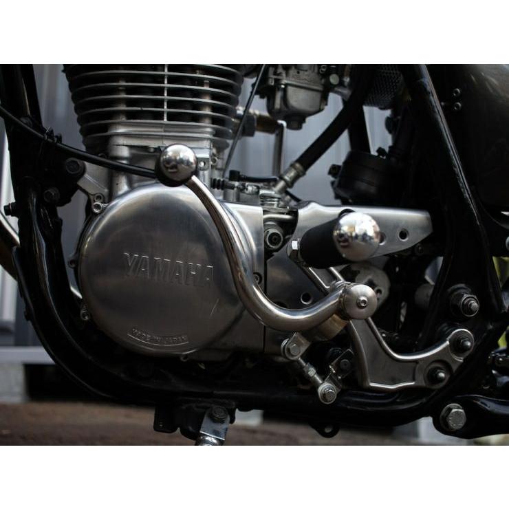 ヤマハ SR400/500用 ミッドハイステップキット モーターロック