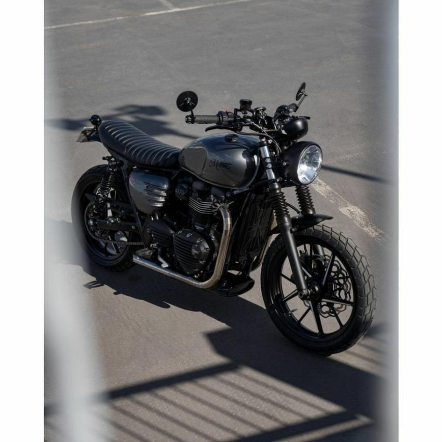 T100/T120/スピードツイン/スクランブラー/スラクストン/カップ アンダーガード FORTYNINER アンダーベリースタイリングキット グロスブラック Motoneの画像