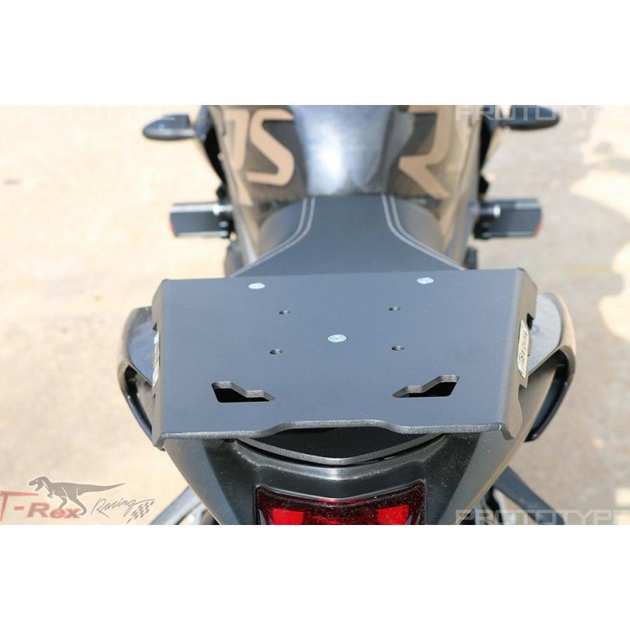 ストリートトリプル RS ラゲッジラック with GIVI トップケース T-Rex