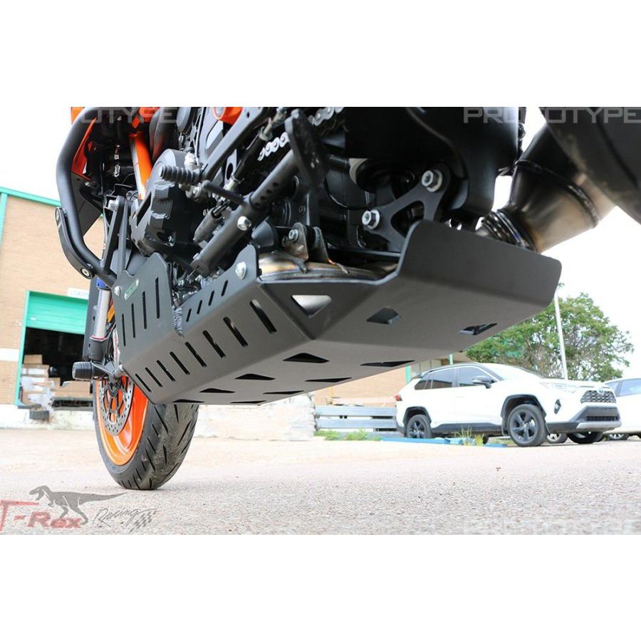 KTM 1290スーパーデューク R アンダーガード ブラック T-REX Racing_5
