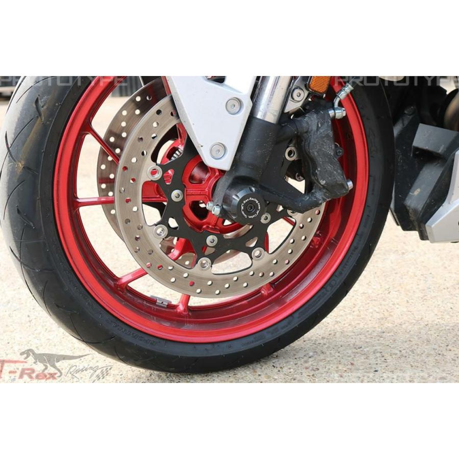 GSX-8TT/GSX-8T/GSX-8S/GSX-8R/GSX-S750 フロントアクスルスライダー T
