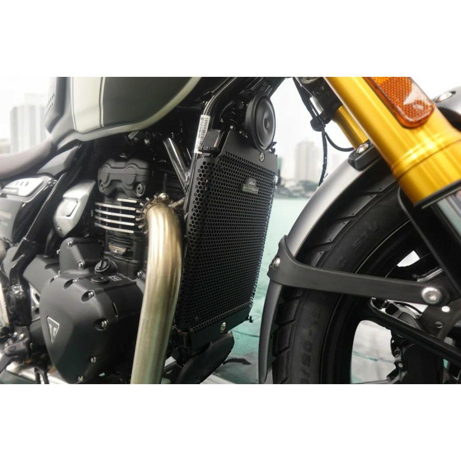トライアンフ スピード400/スクランブラー400X ラジエーターガード 