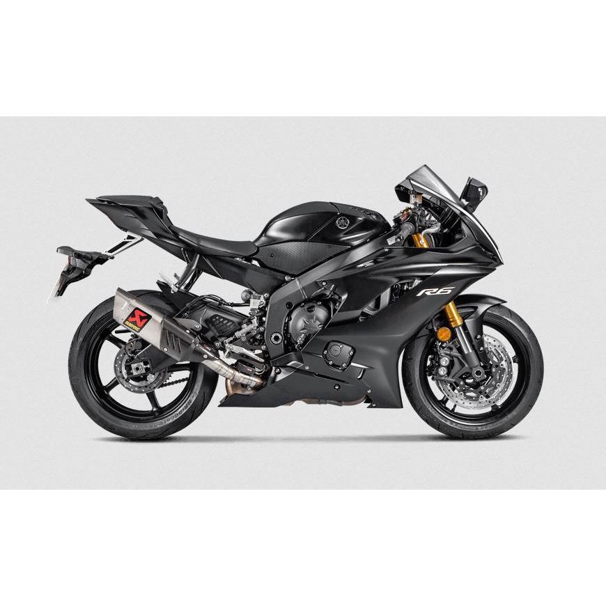 Akrapovic (アクラポヴィッチ) スリップオンマフラー・ECE規格・チタン