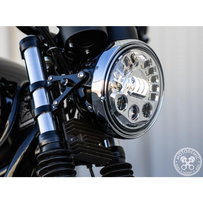 MOTODEMIC Adaptive LED ヘッドライト クローム Triumph Street Cup