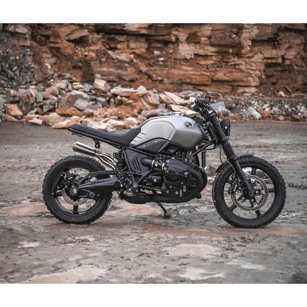 最も優遇BMW RnineT エアインテーク カバー カーボン マットブラック RAISCH キャブレター、吸気系 