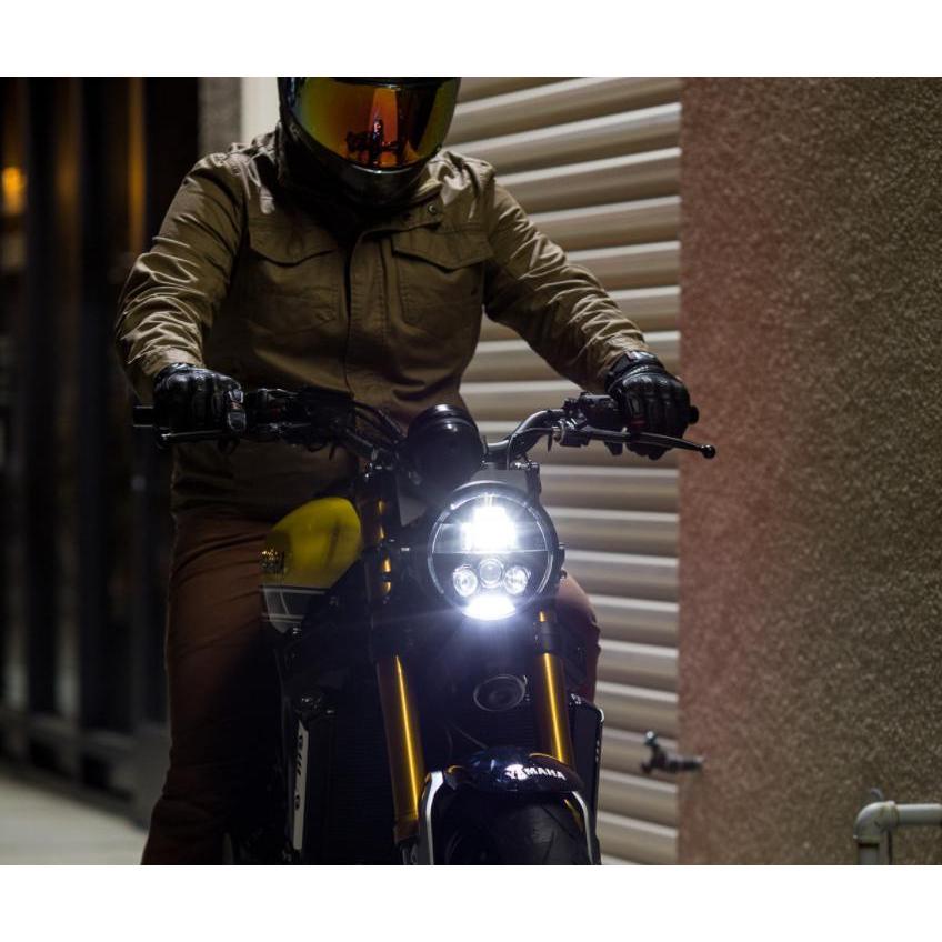 MOTODEMIC 7インチ EVOスタンダード LEDヘッドライト グラファイト ヤマハ XSR900 :SEL-MK10411-80G:モトパーツ - 通販 - Yahoo!ショッピング MOTODEMIC 7インチ EVOスタンダード LEDヘッドライト グラファイト ヤマハ XSR900 :SEL-MK10411-80G:モトパーツ - 通販 - Yahoo!ショッピング