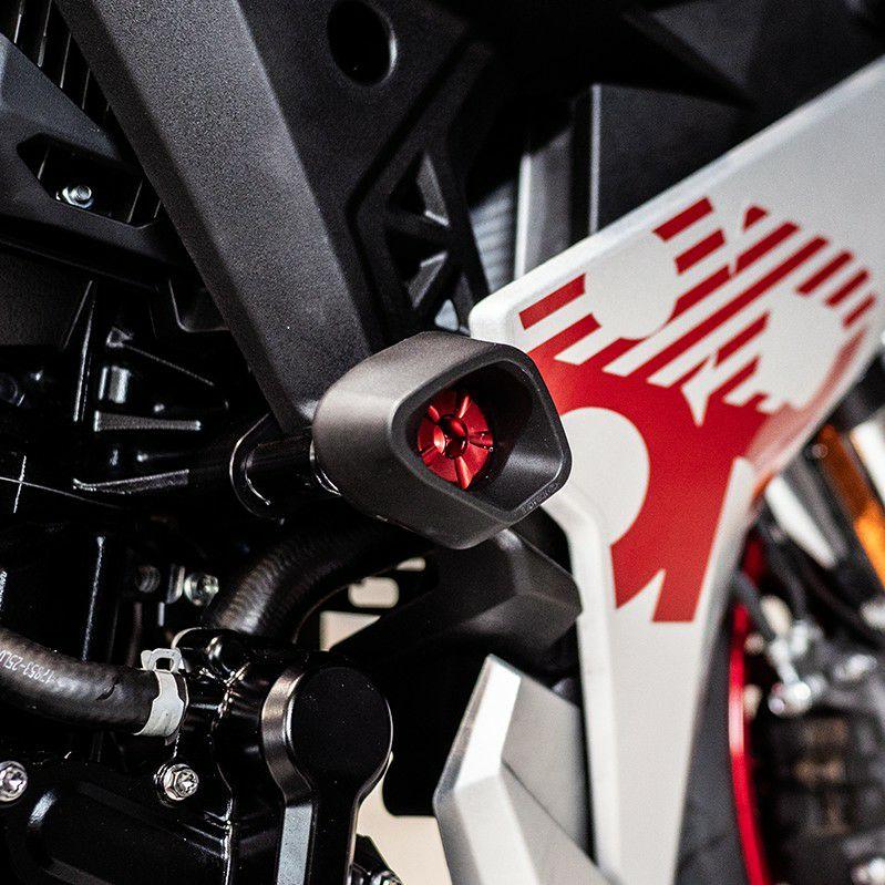 GSX-8R 24- フレームスライダー エンジンスライダー アンチショック
