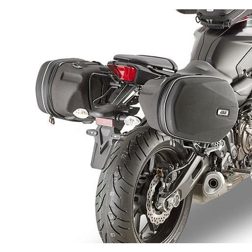 MT-07 18-24 EASYLOCK ソフトバッグサポート GIVI : モトパーツ バイク