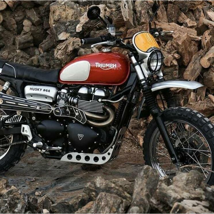 トライアンフ 空冷ボンネビルT100/スクランブラ-900/スラクストン900