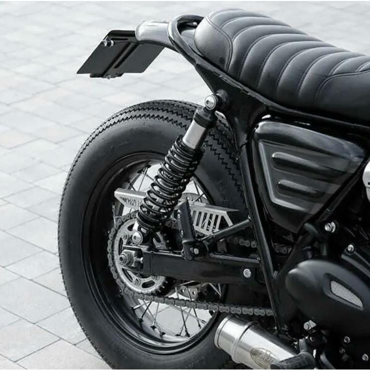 トライアンフ 水冷ボンネビルT100/T120/スクランブラー900/スピードツイン900 チェーンカバー 「カルロタ」 タマリットの画像
