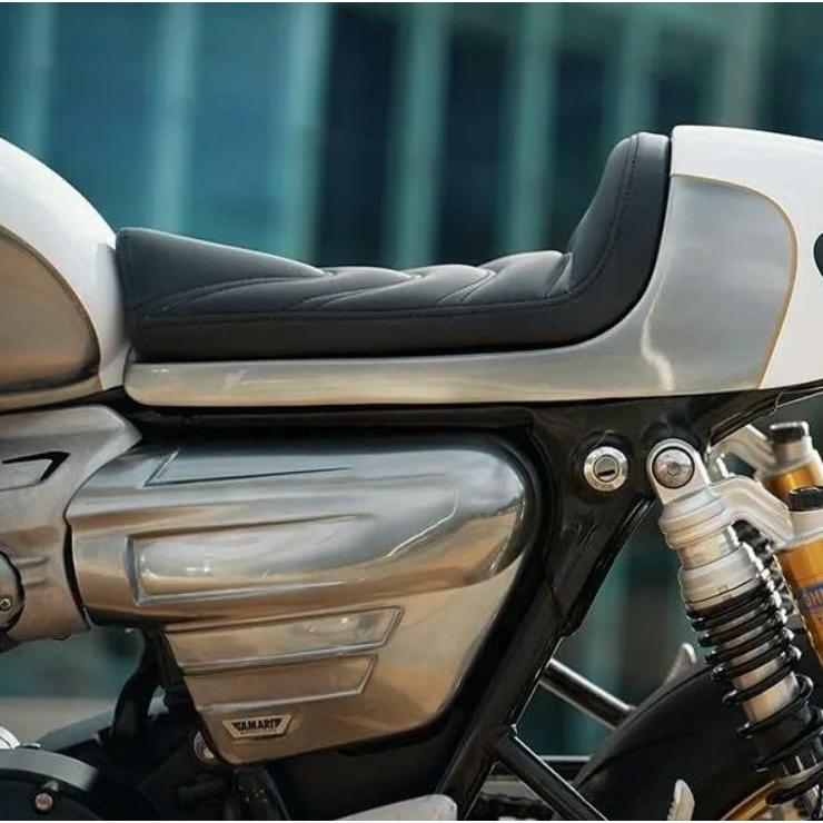 モートーン triumph用サイドカバー　左右セット モートーン(Motone) サイドカバー |バイクパーツ専門店 モトパーツ