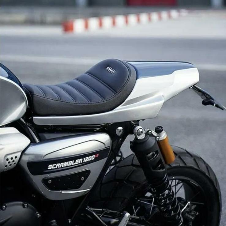 トライアンフ タマリット カフェシート ブラック トライアンフ スクランブラー1200/XE オースチン シート ジェット