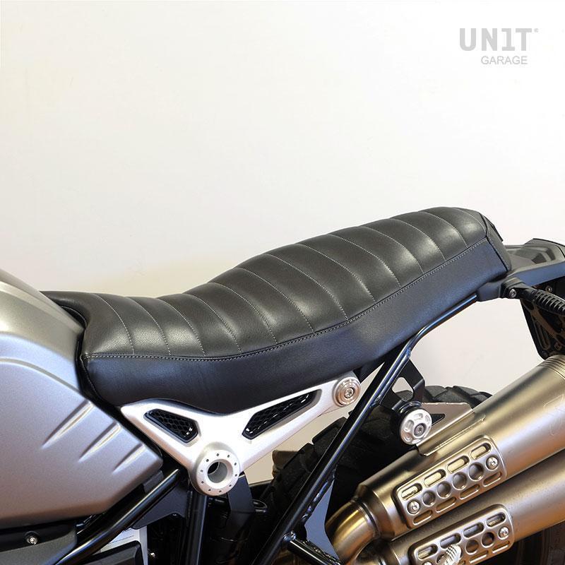 UNIT GARAGE (ユニットガレージ) レザー BIPOSTO シート ゲル入り BMW
