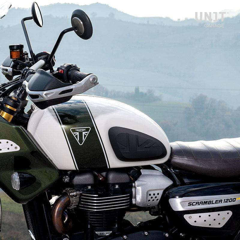 トライアンフスクランブラー 1200XC/1200XE/ロイヤルエンフィールド