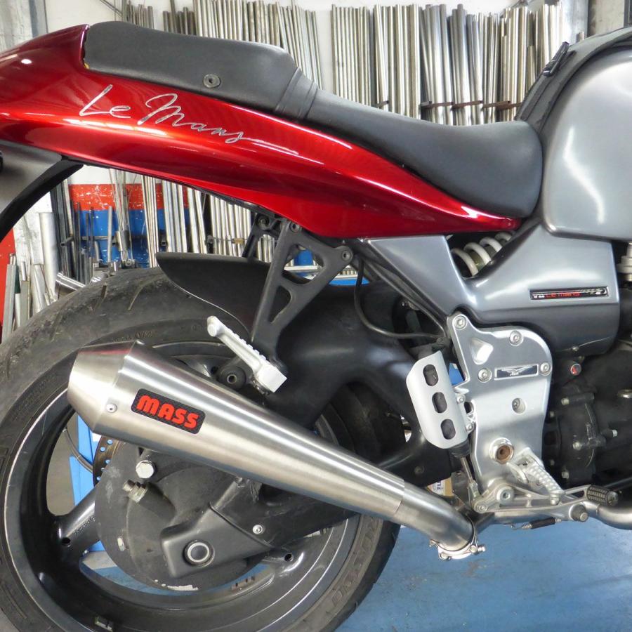 モトグッチV11用　カーボンファイバー マフラー 2本セット モトグッチV11用 カーボンファイバー マフラー 2本セット モトグッチ