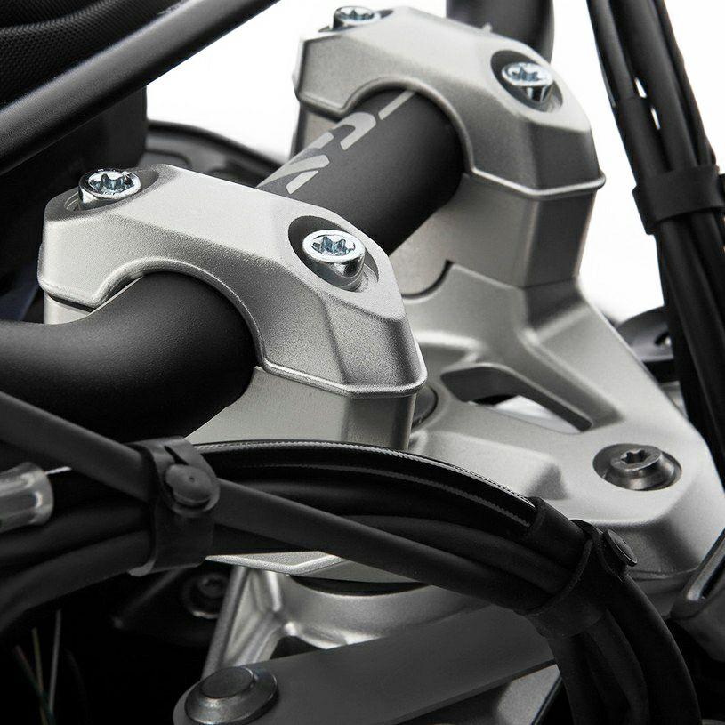 BMW R1300GS/RT チューブバータイプ ハンドルバーライザー 25mmアップ