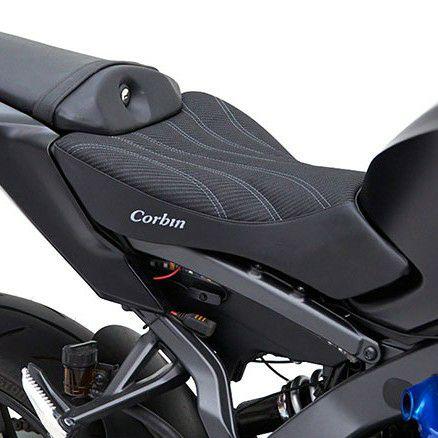 ヤマハ MT-09 24- シート フロントサドル ブラック Corbin（コルビン