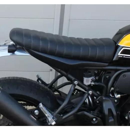 XSR700 16-21 リアフラットテイルカウル ピュアブラック S2 XSR700 16-21 リアフラットテイルカウル ピュアブラック S2