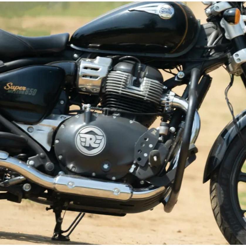 ロイヤルエンフィールド スーパーメテオ 650 リヤマスターシリンダーカバー アルミ スモール ZANA Motorcycles_3