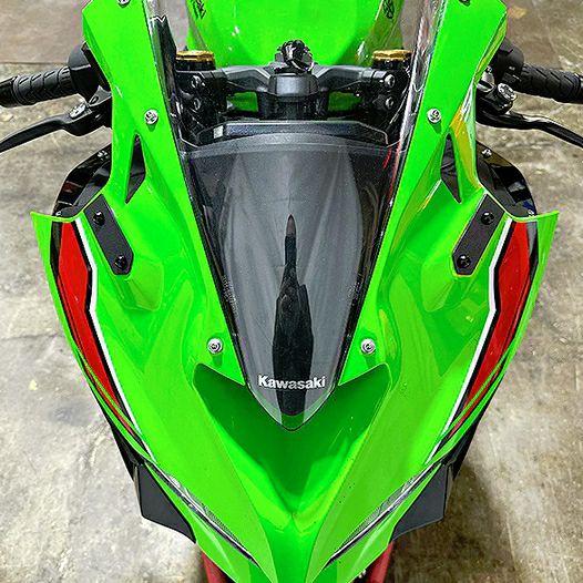 ZX-4RR ZX-4R 2023〜 SE ミラー ブラックオフプレート New Rage ZX-4RR ZX-4R 2023〜 SE ミラー ブラックオフプレート New Rage