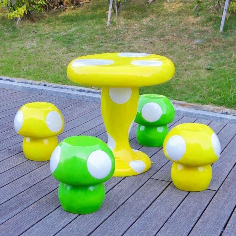 キノコ　テラス用テーブル＆チェア4脚　5点セット ガーデンチェア 屋外  庭 キノコ テラス用テーブル＆チェア4脚 5点セット ガーデンチェア 屋外