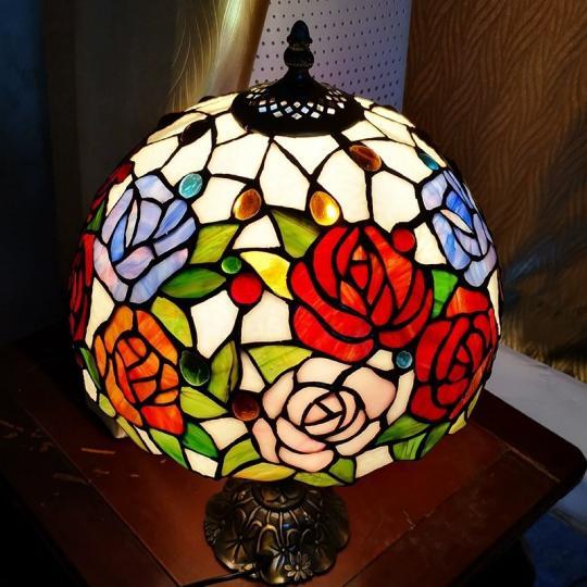 ステンドグラスランプ 卓上スタンド 卓上照明花柄 楽天市場】A024325ステンドグラスランプ 卓上スタンド 豪華