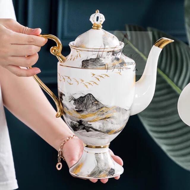高級ティーカップ&ソーサー 6客セット 陶器.食器 お皿 : 夢 高級ティーカップ&ソーサー 6客セット 陶器.食器 お皿 : 夢
