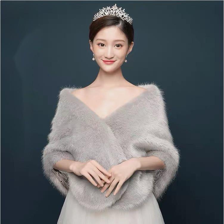 A36022 豪華肩掛け 大判ショール ファーストール 毛皮風ケープ 結婚式  
