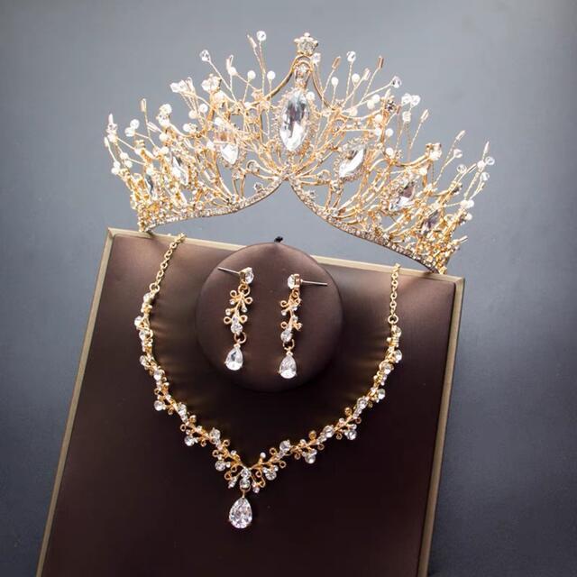 ウェディング 花嫁3点セット ．アクセサリー ティアラ+イヤリング+ネックレス_1