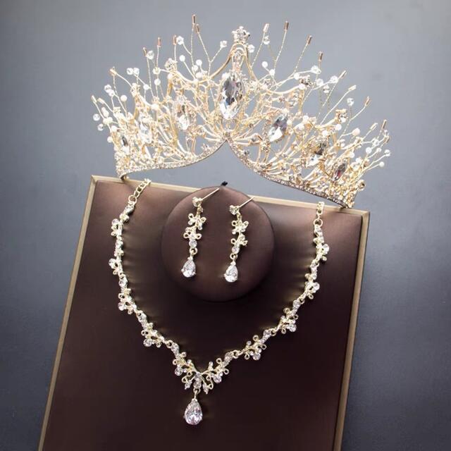 ウェディング 花嫁3点セット ．アクセサリー ティアラ+イヤリング+ネックレス_1