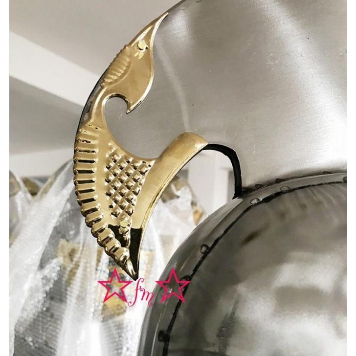 西洋甲冑　手甲　中世ヨーロッパ　金属 hqdefault.jpg