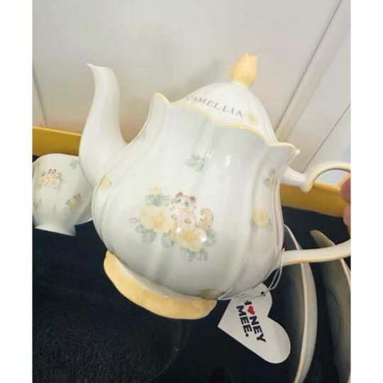 ヴィンテージ風ローズティーセット花柄ティーポット＆カップソーサー 2