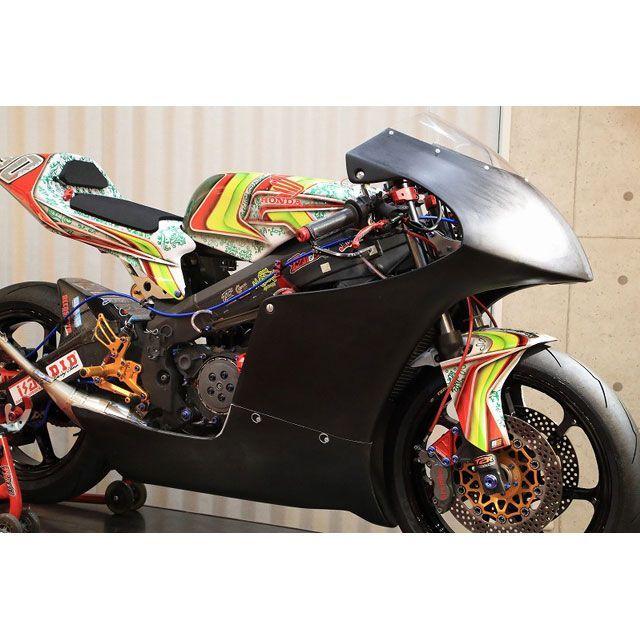 T2レーシング NSR250R オリジナル フルカウル TYPE-3 ストリートタイプ FRP製 黒ゲル+黒ゲル MC21・28 スクリーン ブラッ…_3
