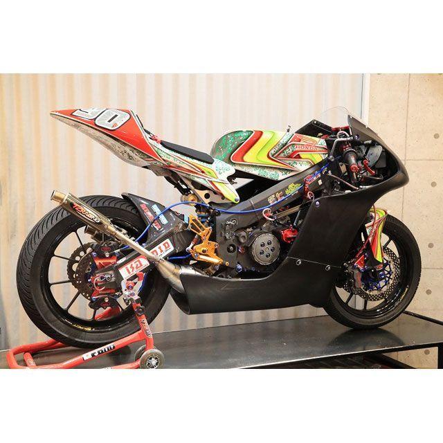 ブランド登録なし - T2一ころ NSR250R 事あたらしい フルカウル TYPE-3 スピード競技印字機 FRP製 黒先だつもの MC21・28 映写幕 黒いこと 犀ドス…