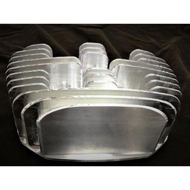 井上ボーリング kawasaki マッハ（H2） 750ss 削出シリンダーヘッド