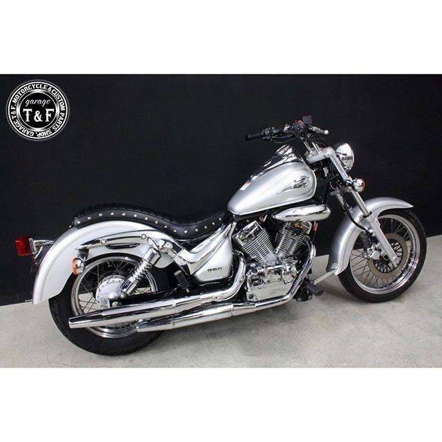 Garage T＆F - 車宿りT\u0026F イントルーダーLC250 イントルーダーLC250 スタッド付き添い人コブラ居敷き（タックロール） T\u0026F