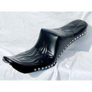 当店限定販売 無料雑誌付き アメリカンドリームス キング クィーンシート Dreams American タイプ ナロータイプ 黒レザー Wスタッド ファイヤーパターン 車用品 バイク用品 バイク用品