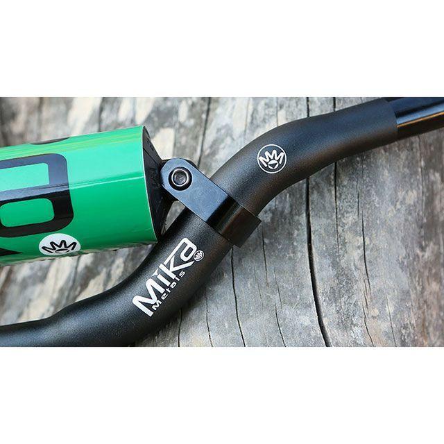 ミカメタルズ 汎用 Hybrid シリーズハンドルバー（7/8ベースの大径バー） バーパッドカラー ラスター べンドタイプ MCgrath BEND&hellip;