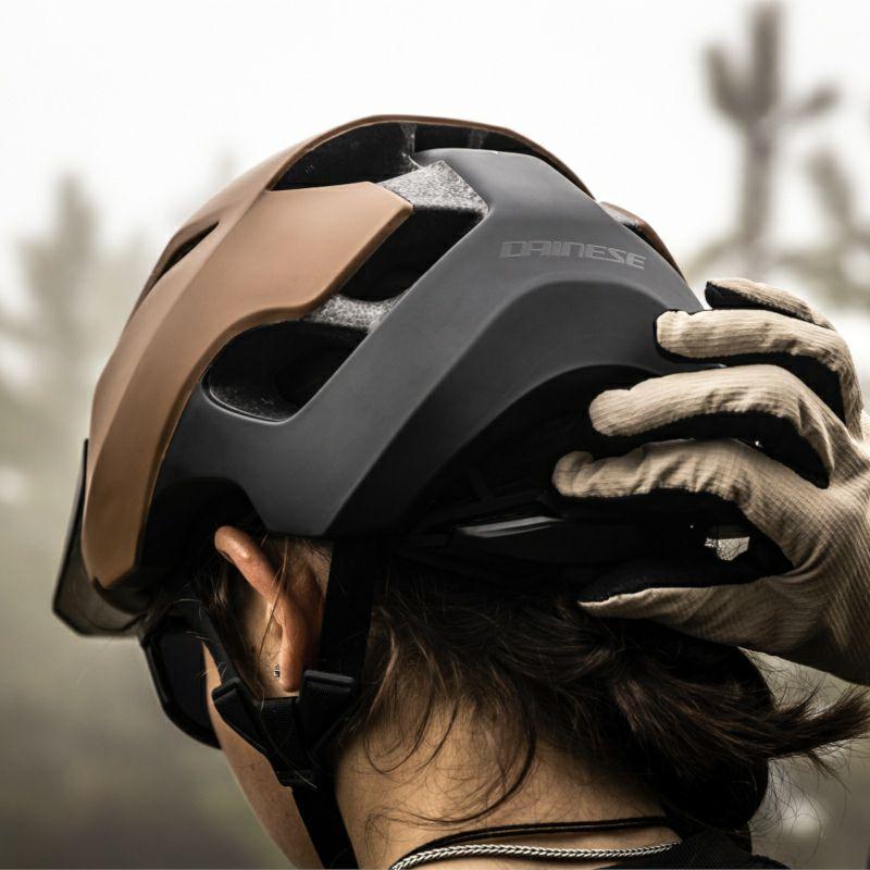 ダイネーゼ 自転車用 ヘルメット MTB ハーフシェル LINEA 03 ダイネーゼ 自転車用 ヘルメット MTB ハーフシェル LINEA 03