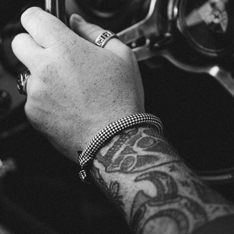 アクセサリー アウトロー ギア チェッカード フラッグ モータースポーツ 雑貨 OUTRAW GEAR Checkered Flagの画像