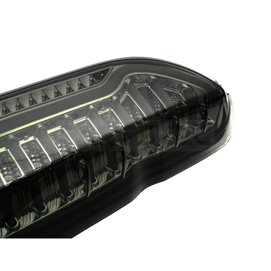 ハイエース □ハイエース 200系 LED ファイバー テールランプ 流れる