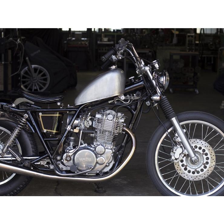 MOTOR ROCK SR400/500用 新型タンクマウント(MR-SM091) : MOTOR ROCK