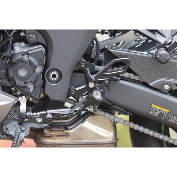 ストライカー スペシャルステップキット 4ポジション ニンジャ1000/SX'20 Z1000'10- TYPE2 BK SS-AA2112B2_3