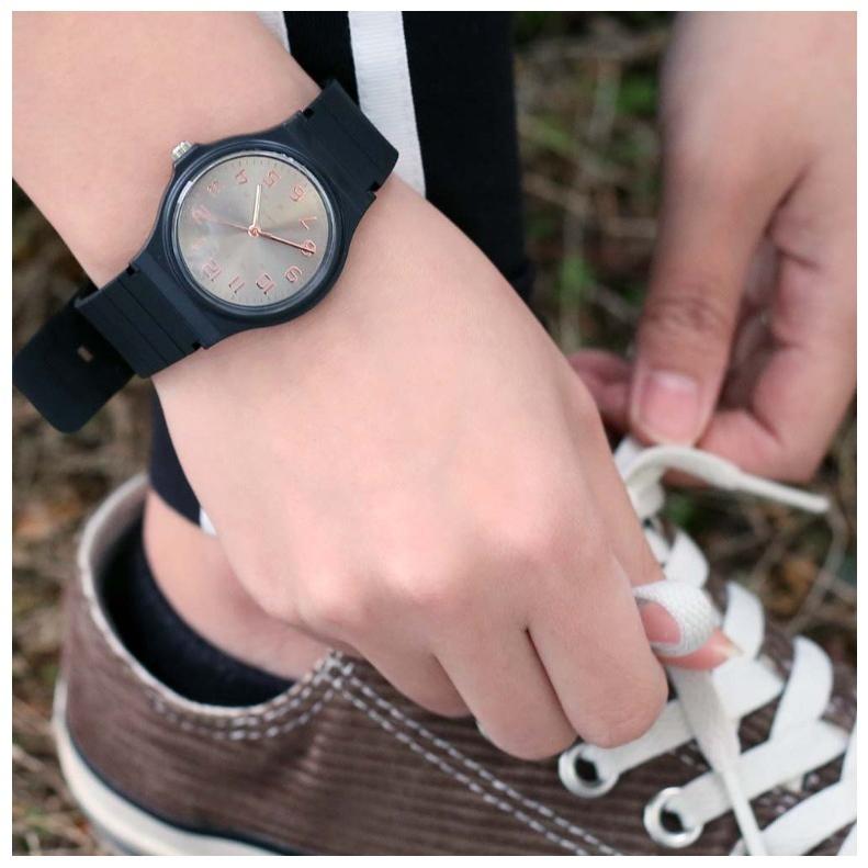 腕時計 小学生 女の子 ハーヴィー かわいい おしゃれ シンプル 誕生日 プレゼント 時計 低学年 高学年 男の子 中学生 高校生 子供 大人 女子 贈り物 お誕生日 Clo24 ジュニア バッグの店 プリーズ 通販 Yahoo ショッピング