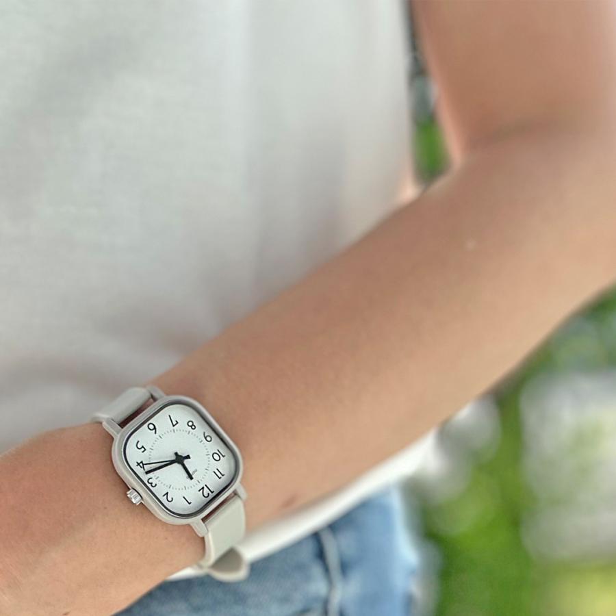 ブルク 腕時計 中学生 女の子 クロック 時計 ファッションウォッチ 小学校 高校生 大人 子供 こども 子ども 女子 ギフト 誕生日プレゼント 修学旅行 腕時計 入学 |  | 11