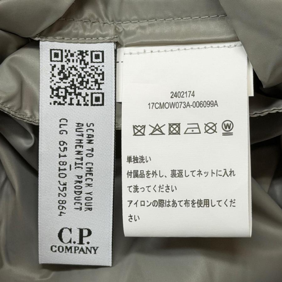 C.P. COMPANY シーピーカンパニー DD SHELL GOGGLE DOWN JACKET  シェルゴーグル ダウンジャケット  17CMOW073A ベージュ XL 10145Mの画像