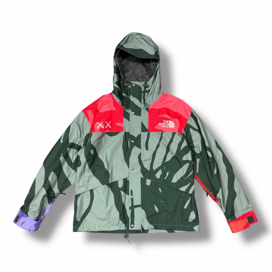 THE NORTH FACE（ザ ノースフェイス） × KAWS カウズ Retro 1986