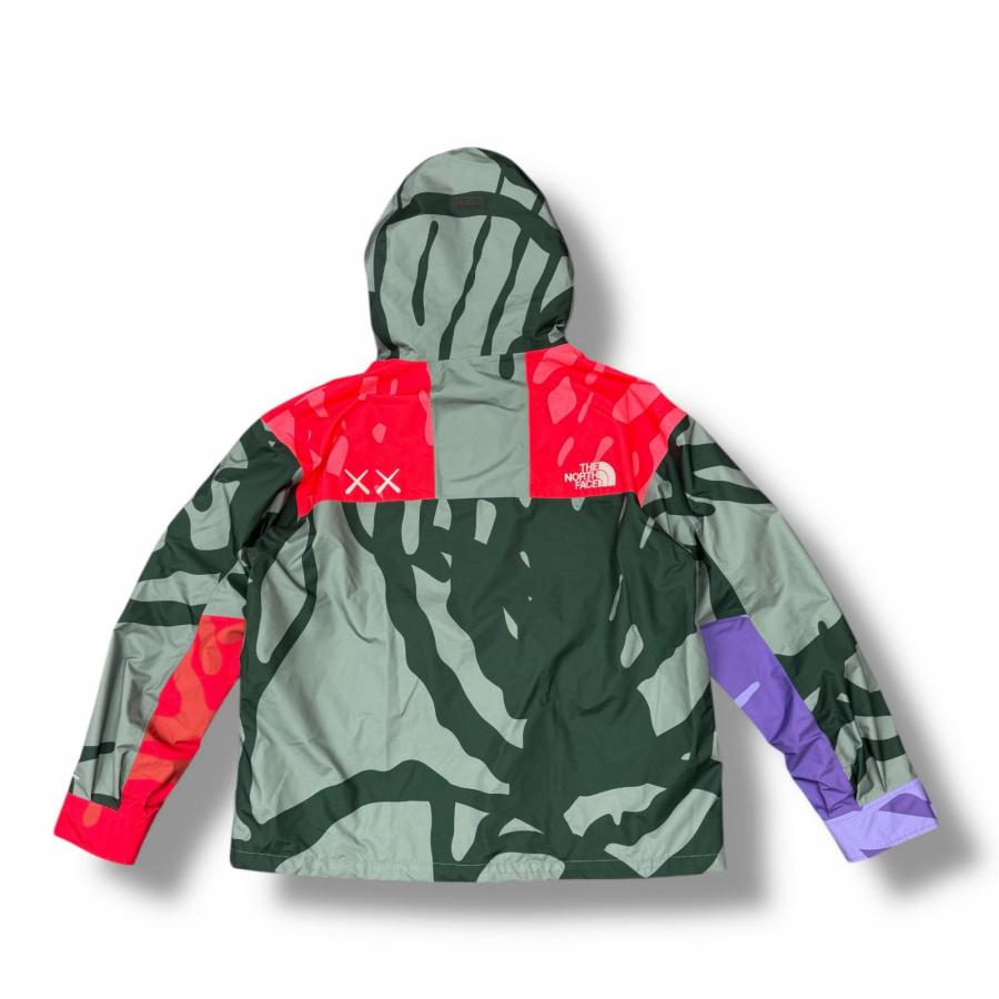THE NORTH FACE（ザ ノースフェイス） × KAWS ノースフェイス カウズ