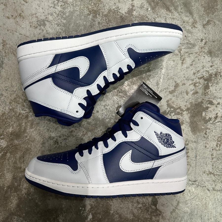 未使用品　Air Jordan ハイカットシューズ ネイビー/ホワイト NIKE（ナイキ） 未使用品 Air Jordan 1 Mid 